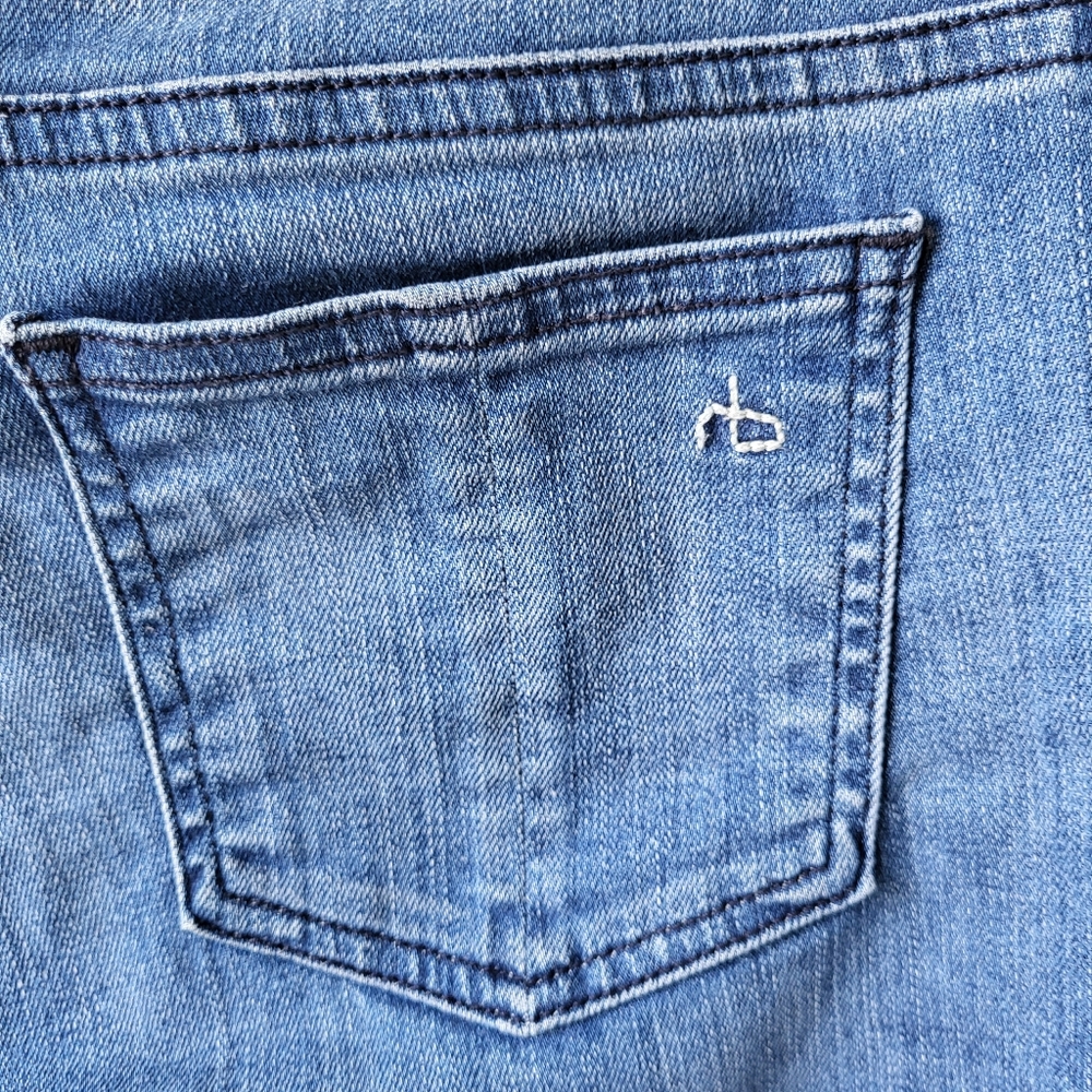 Rag & Bone capri skinny in the color Whitby lightweight jeans. Size 26 - Picture 4 of 13